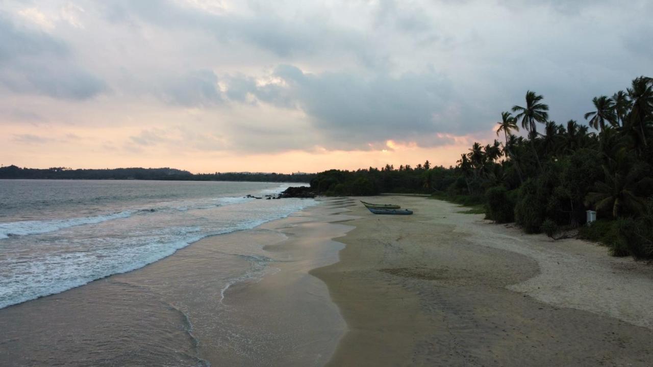 Hiru Villa Tangalle Exterior photo